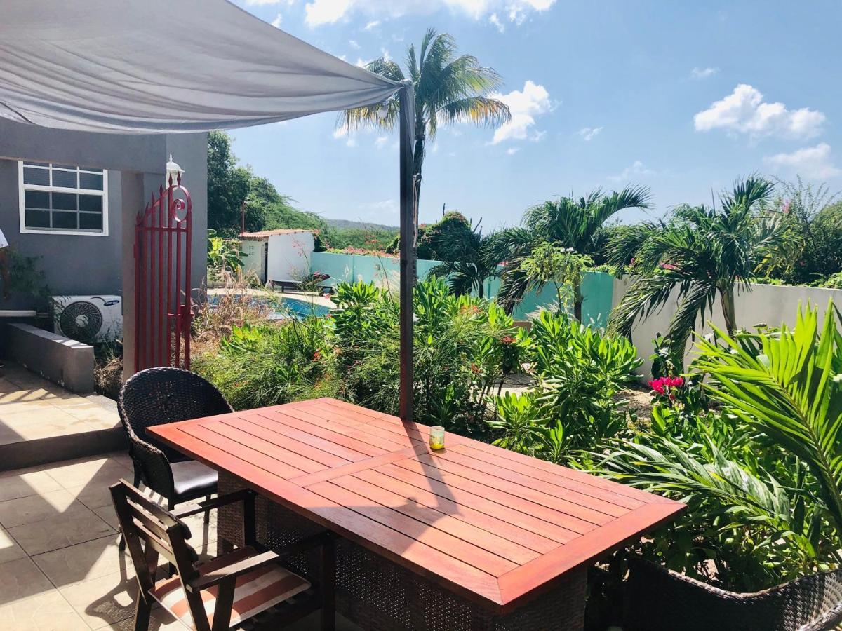 Advantage Apartments Curacao Виллемстад Экстерьер фото