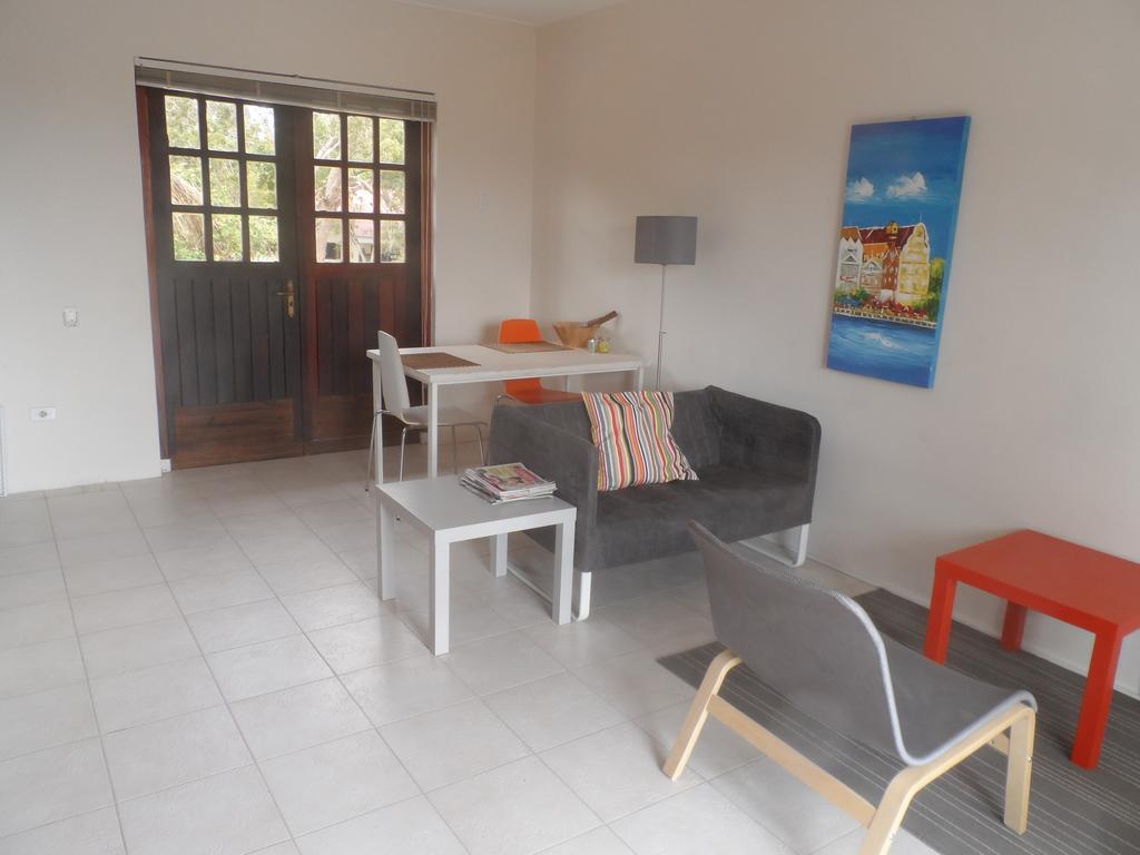 Advantage Apartments Curacao Виллемстад Номер фото