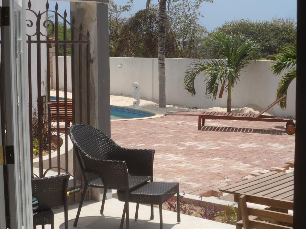 Advantage Apartments Curacao Виллемстад Номер фото